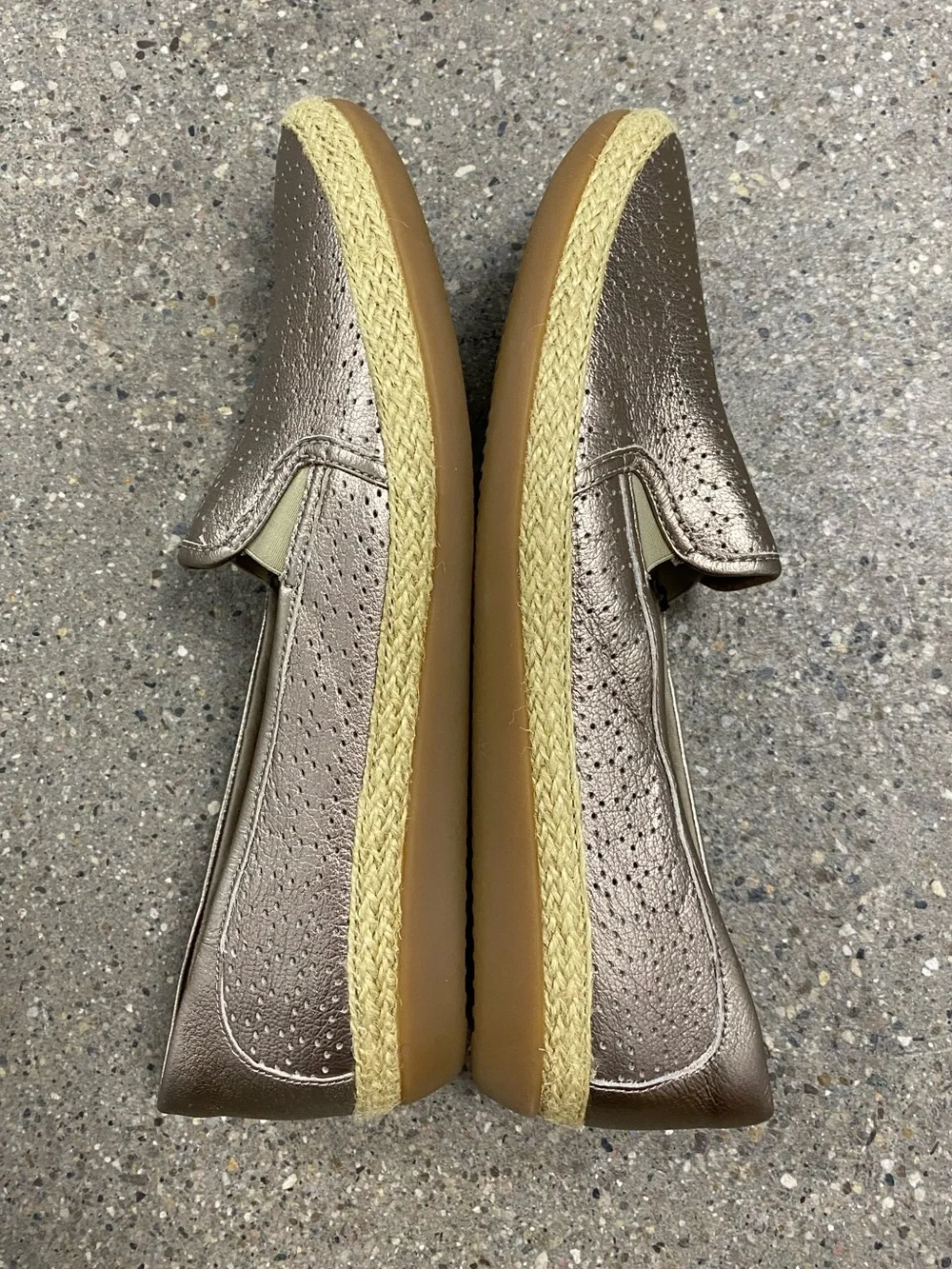 NWOB Clarks Danelly Molly Espadrille Slip-On Shoes size 8.5 Wide